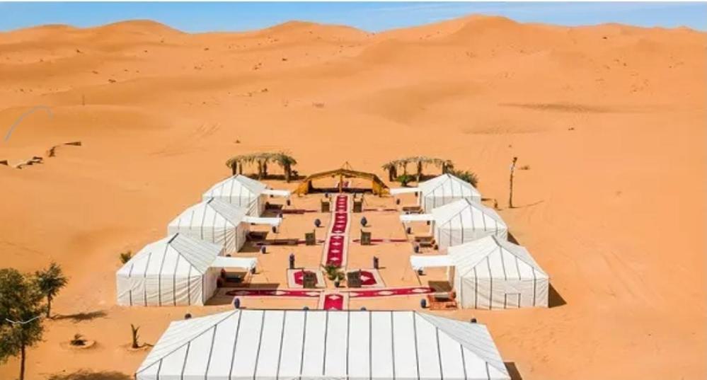 Luxury Traditional Tent Camp Merzouga Buitenkant foto